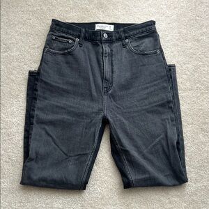 Abercrombie & Fitch The Ankle Straight Ultra High Rise Gray/Black Slim Jeans